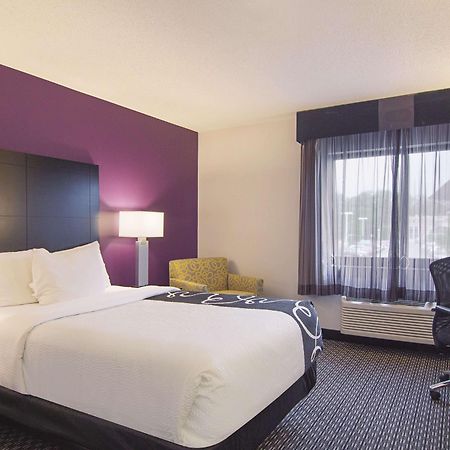 Hotel La Quinta By Wyndham Cleveland - Airport North Esterno foto