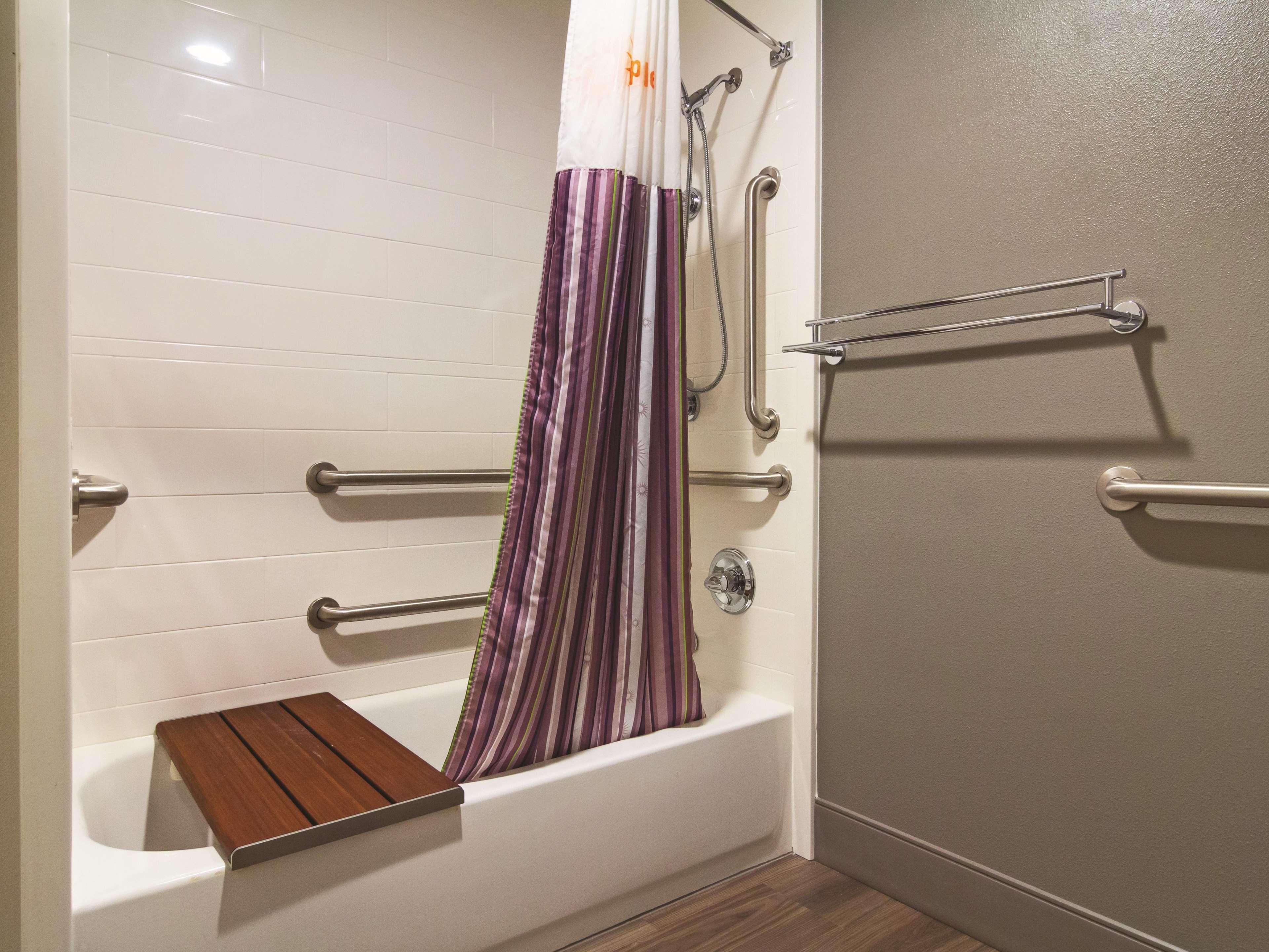 Hotel La Quinta By Wyndham Cleveland - Airport North Esterno foto