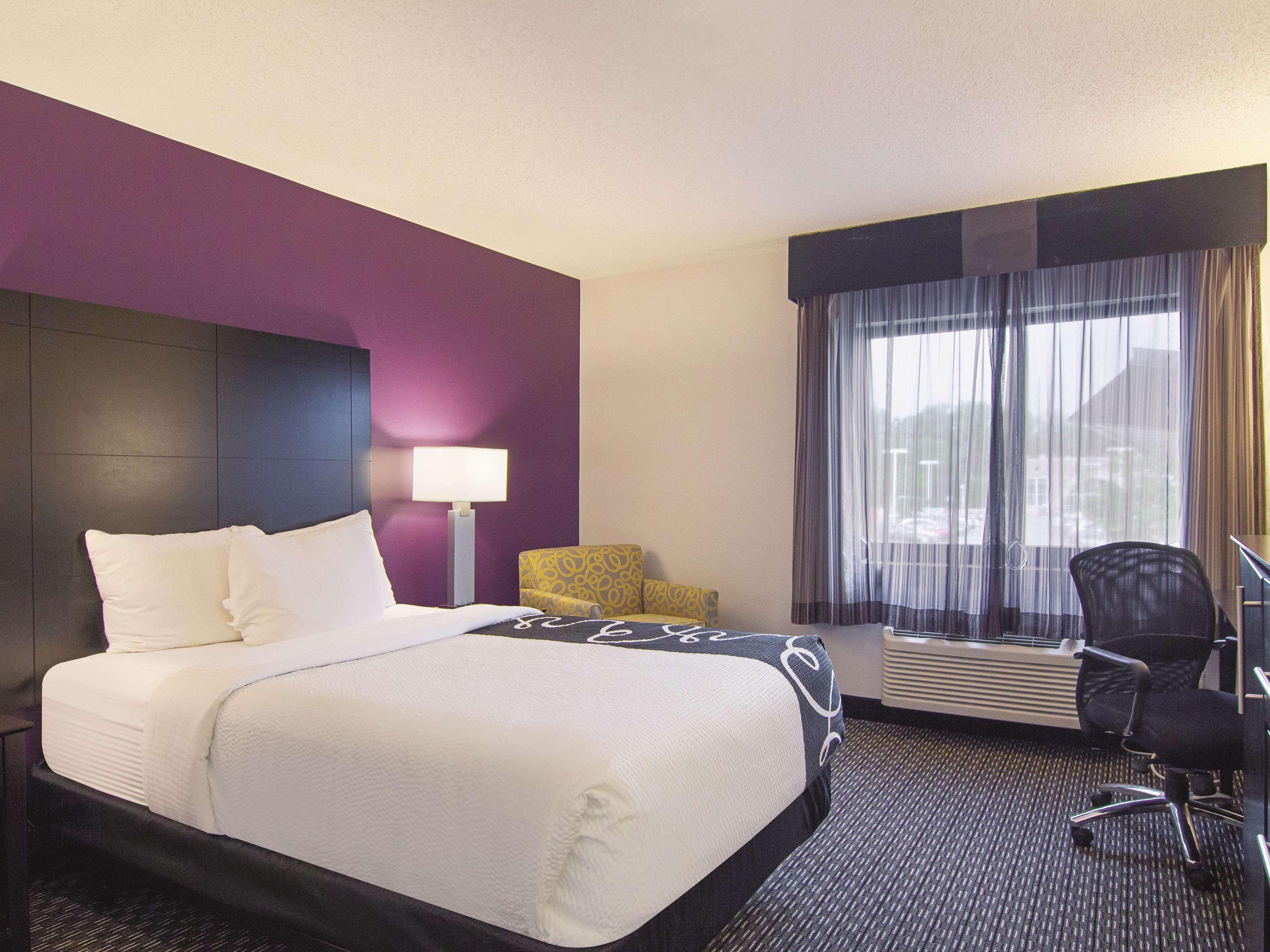 Hotel La Quinta By Wyndham Cleveland - Airport North Esterno foto