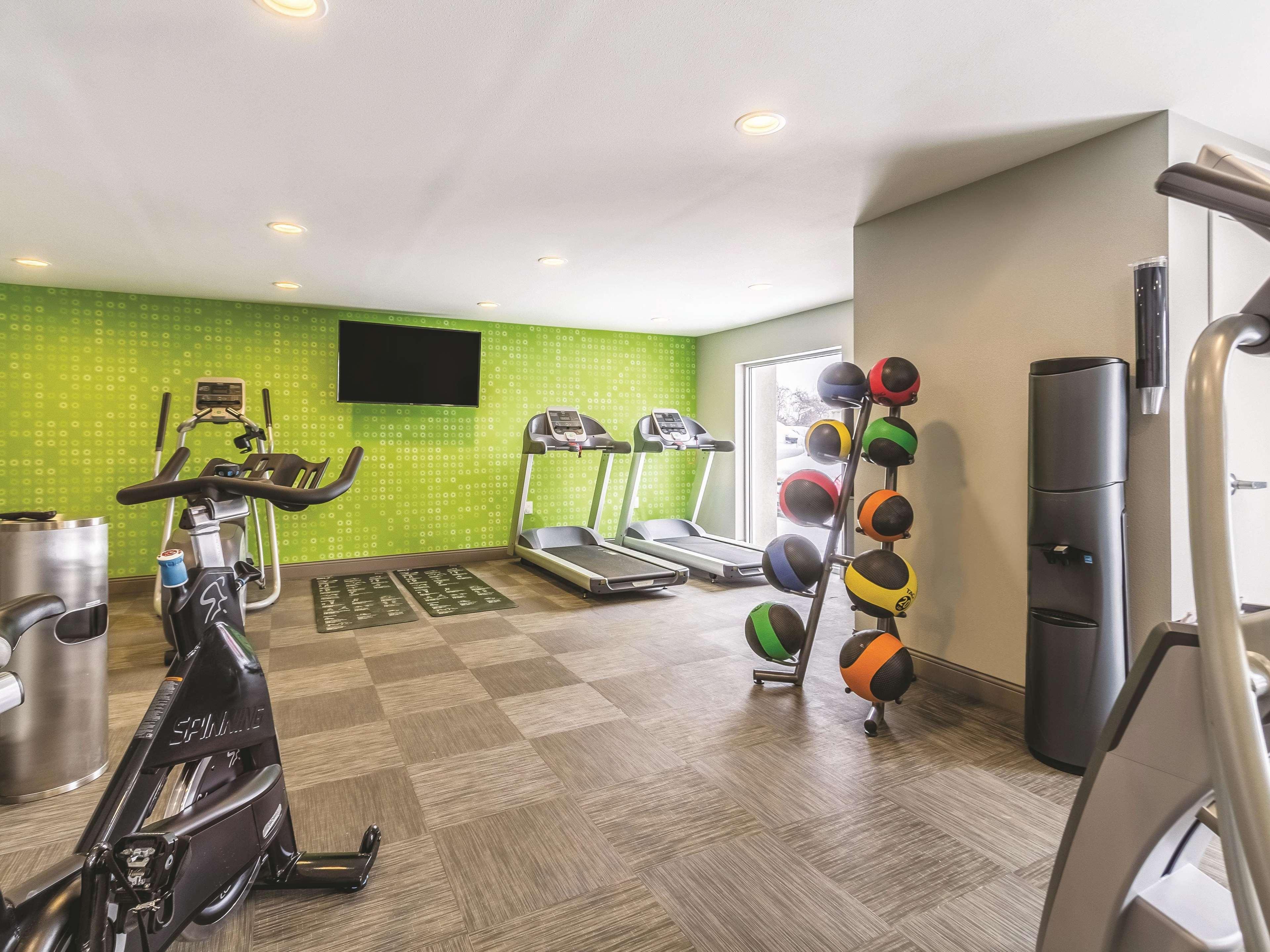 Hotel La Quinta By Wyndham Cleveland - Airport North Esterno foto