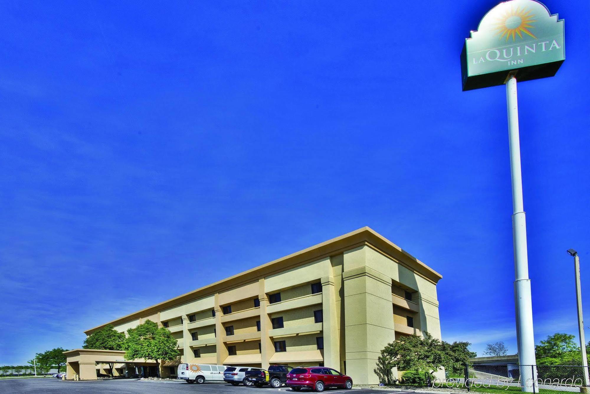 Hotel La Quinta By Wyndham Cleveland - Airport North Esterno foto