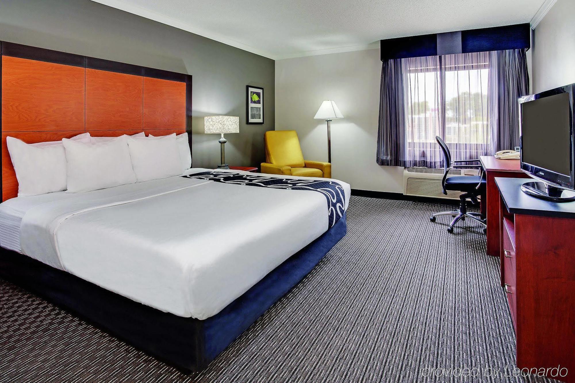 Hotel La Quinta By Wyndham Cleveland - Airport North Esterno foto