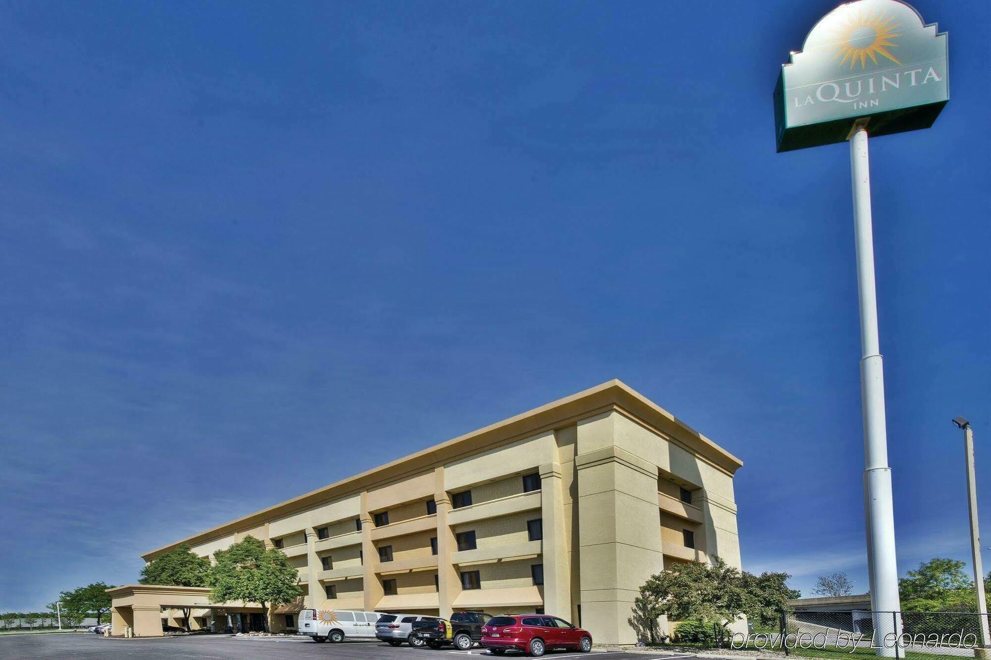 Hotel La Quinta By Wyndham Cleveland - Airport North Esterno foto