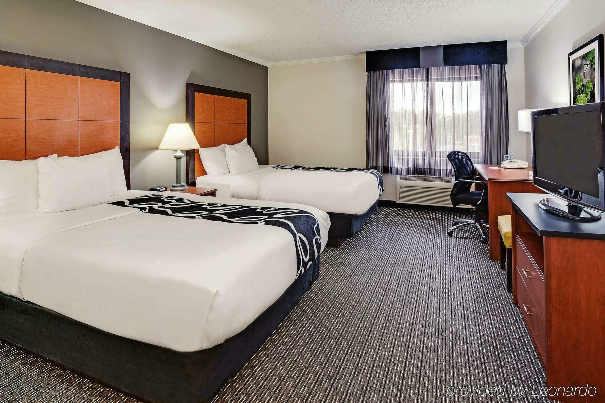 Hotel La Quinta By Wyndham Cleveland - Airport North Esterno foto